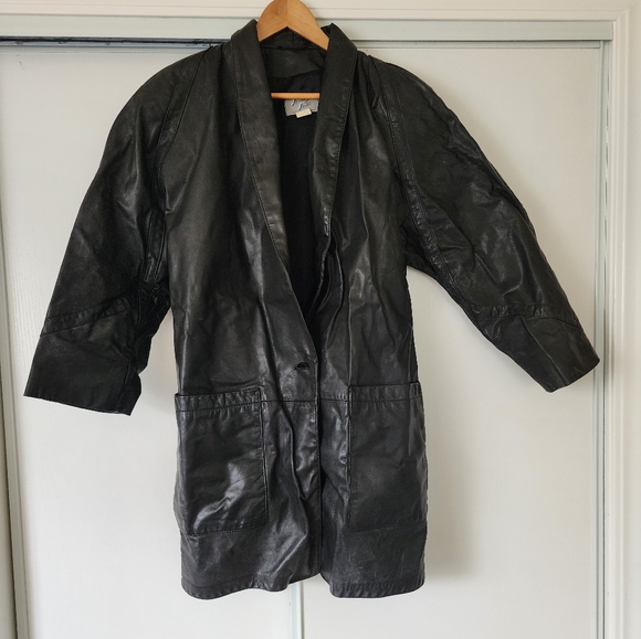 Vintage Pre-Owned Ladies Leather Jacket - Picture 1 of 4